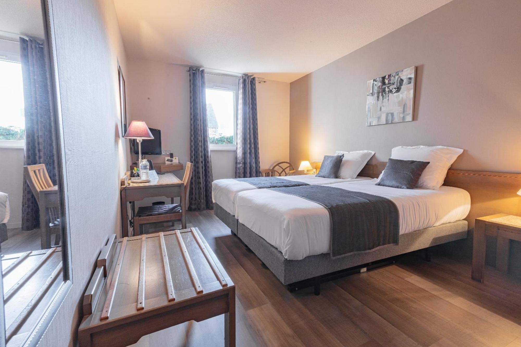 Logis Hotel La Grassinais Сен-Мало Номер фото
